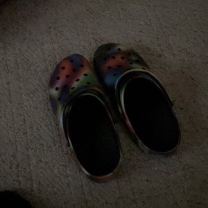 Crocs (rainbow) size 11